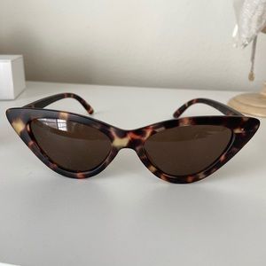 cat eye sunglasses